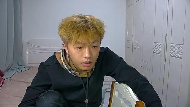 Chocolates-001 live sex cam