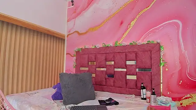 melody_paris's cam snapshot