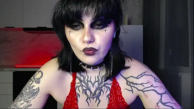 IntrigueYourDay's cam snapshot