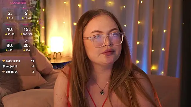 FeliciaLorne's cam snapshot