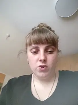 CoddessCrystal's cam snapshot