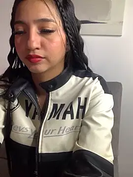 Daniela_Pink's cam snapshot