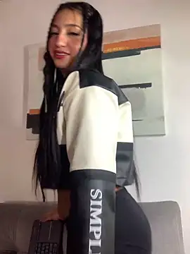 Daniela_Pink's cam snapshot