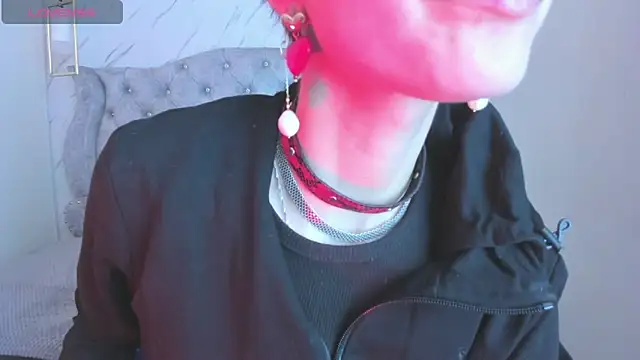 Fieramadame's cam snapshot