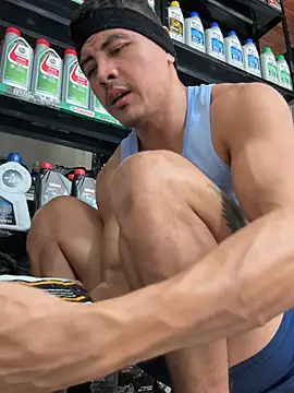 Paul22cm- live sex cam