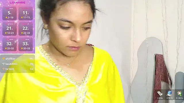 lakshmiraniii live sex cam