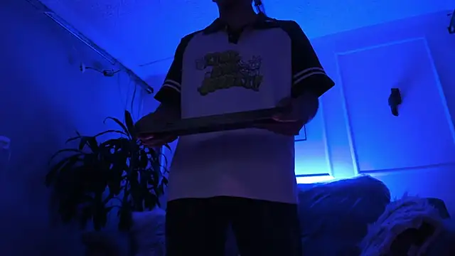 Leo_santoro live sex cam