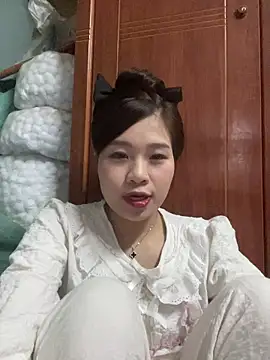 Bae1103 live sex cam