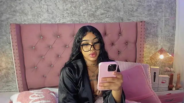 Mia_Jansen live sex cam