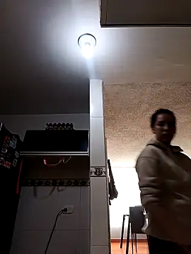 Bonny_Klote live sex cam