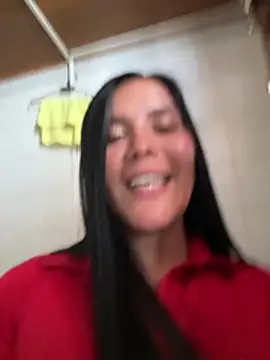 MacaW09's cam snapshot