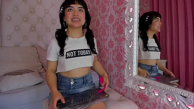 Mai_Rouse's cam snapshot