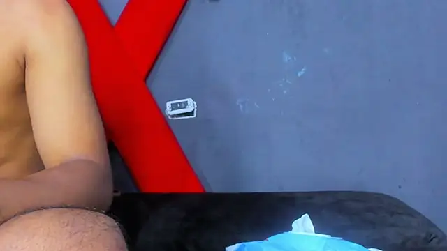 IsabellaLuxeCycle's cam snapshot