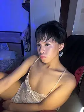 Luxxara live sex cam