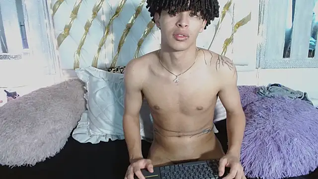 ian_smith_ live sex cam