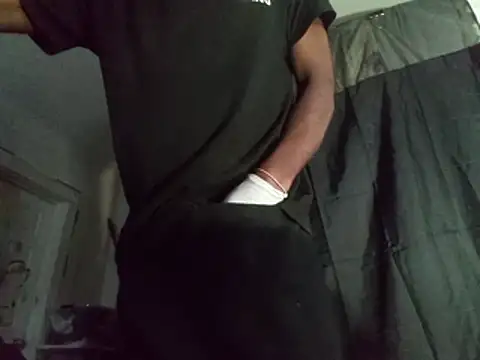 DevinToore's cam snapshot