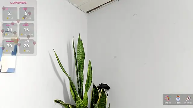 Sophia_Ebony's cam snapshot