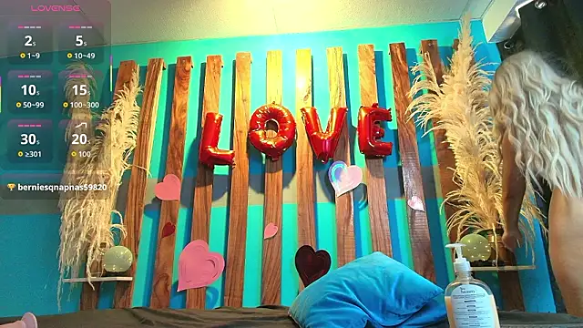 Ashnikko__'s cam snapshot