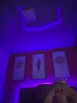 Sasha-18's cam snapshot