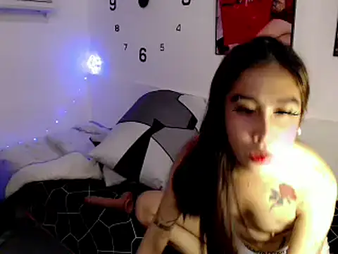 Misspoisonivy live sex cam