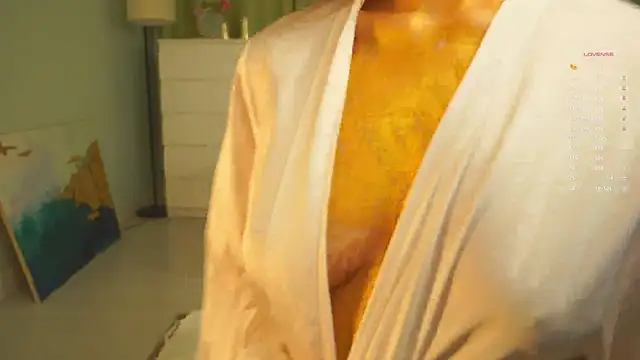 SharaNewbern live sex cam