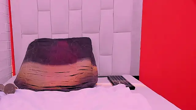 Demi_hot69's cam snapshot