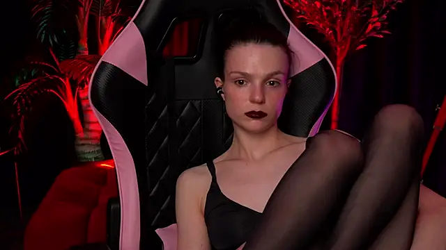 Wild_Alice_me's cam snapshot