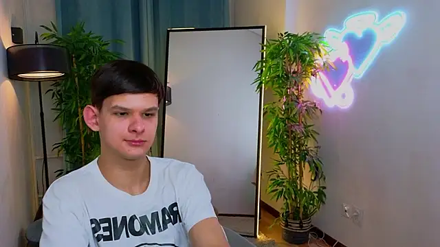 _jamesgray_'s cam snapshot