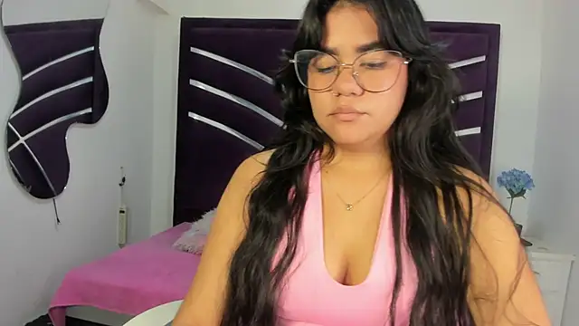 LunaScarleht's cam snapshot