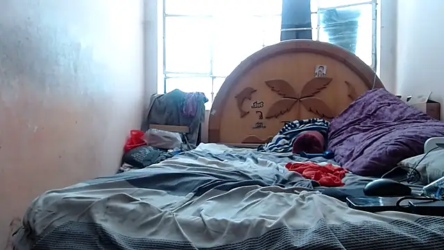 nakedlima's cam snapshot