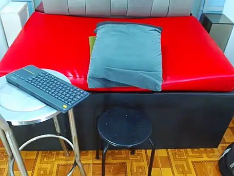 Caliche_1's cam snapshot