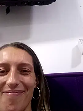 Karolyn_rousse's cam snapshot