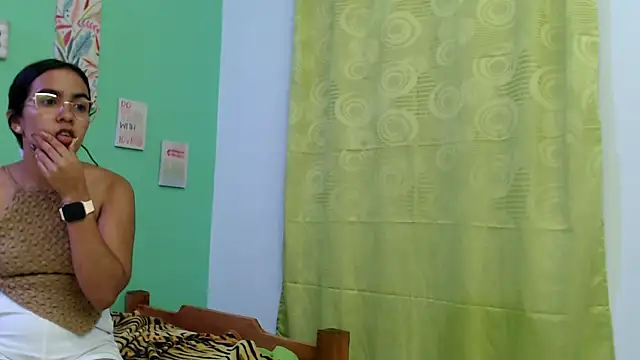 skinnysofia18's cam snapshot