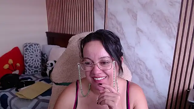 Sonialorens_ live sex cam