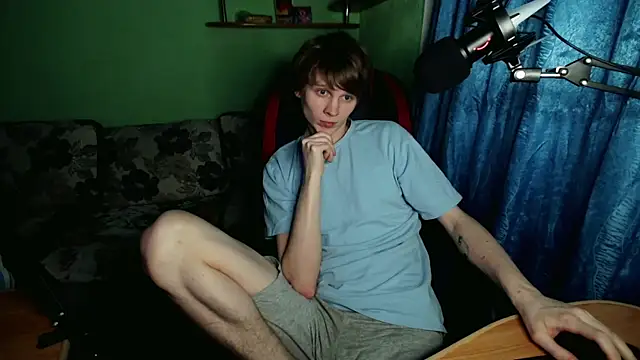 fameboyboo live sex cam