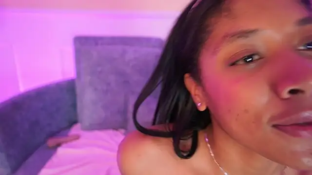 ElectraJonesX live sex cam