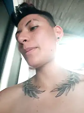 Quinn_tomboy's cam snapshot