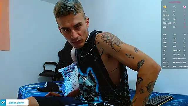 bray_hotboy777 live sex cam