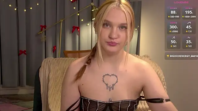 CarrolineLovers live sex cam