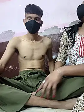 couplegk71 live sex cam