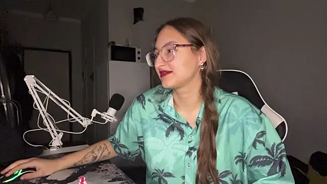 YettaUrive's cam snapshot