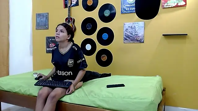 marcelasweet457's cam snapshot