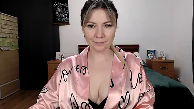 ParadiseAlina live sex cam