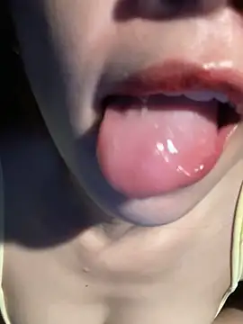 Yumii_09 live sex cam