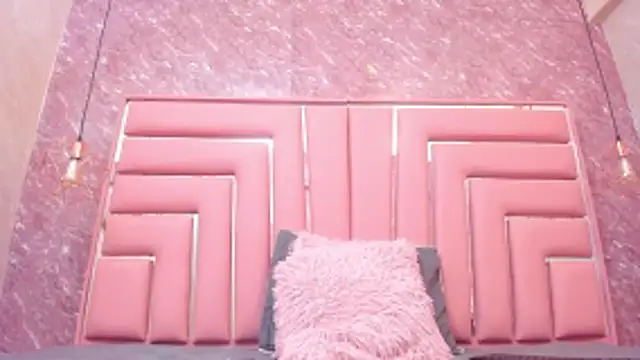 ALYANNA_HOT_'s cam snapshot