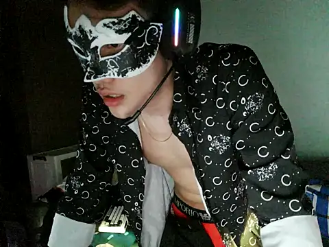 boyhigh1997 live sex cam