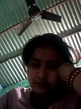 model4us's cam snapshot