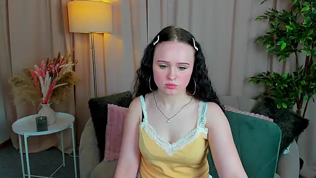 moonei's cam snapshot