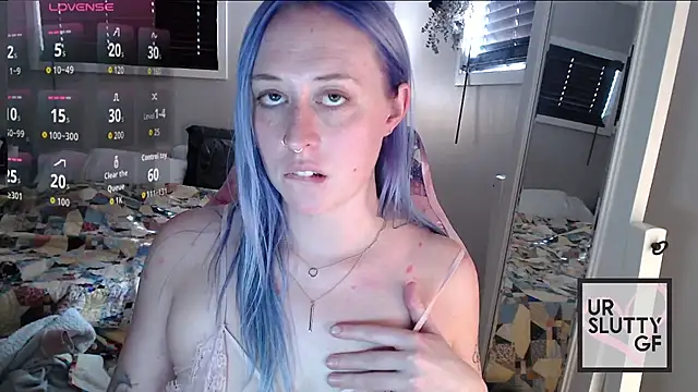 ursluttygf live sex cam