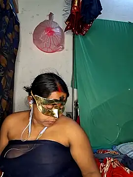 Real_Desi_Couple's cam snapshot